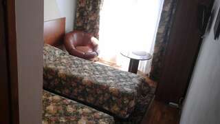 Гостиница Guest House Krimskaya Анапа Двухместный номер с 2 отдельными кроватями-5